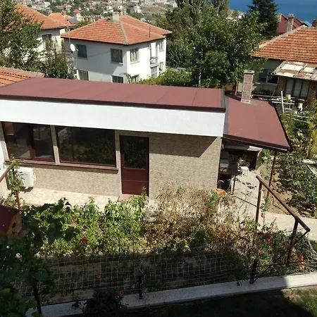 чаков Apartment
